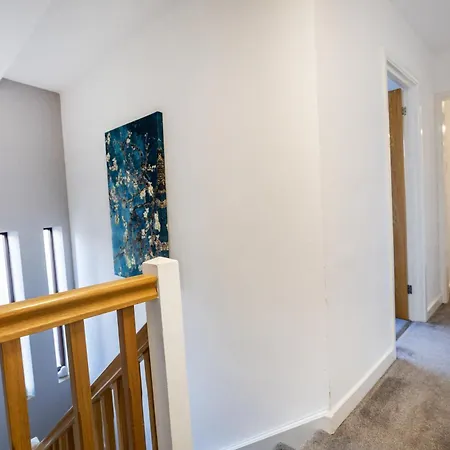 Hanham Rd Location Long Sleeps 9 By Shortstayuk Bristol