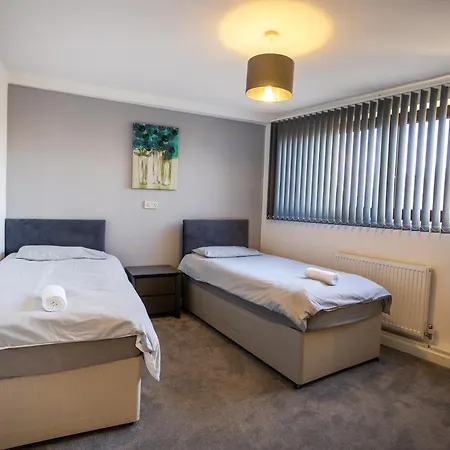 Hanham Rd Location Long Sleeps 9 By Shortstayuk Appartement Bristol